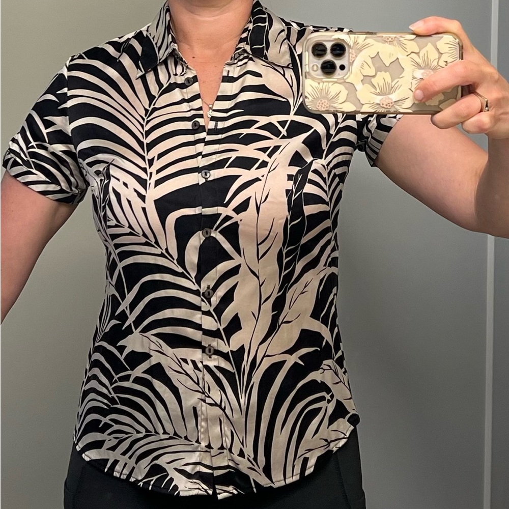 Vintage Hilo Hattie silk Hawaiian shirt.